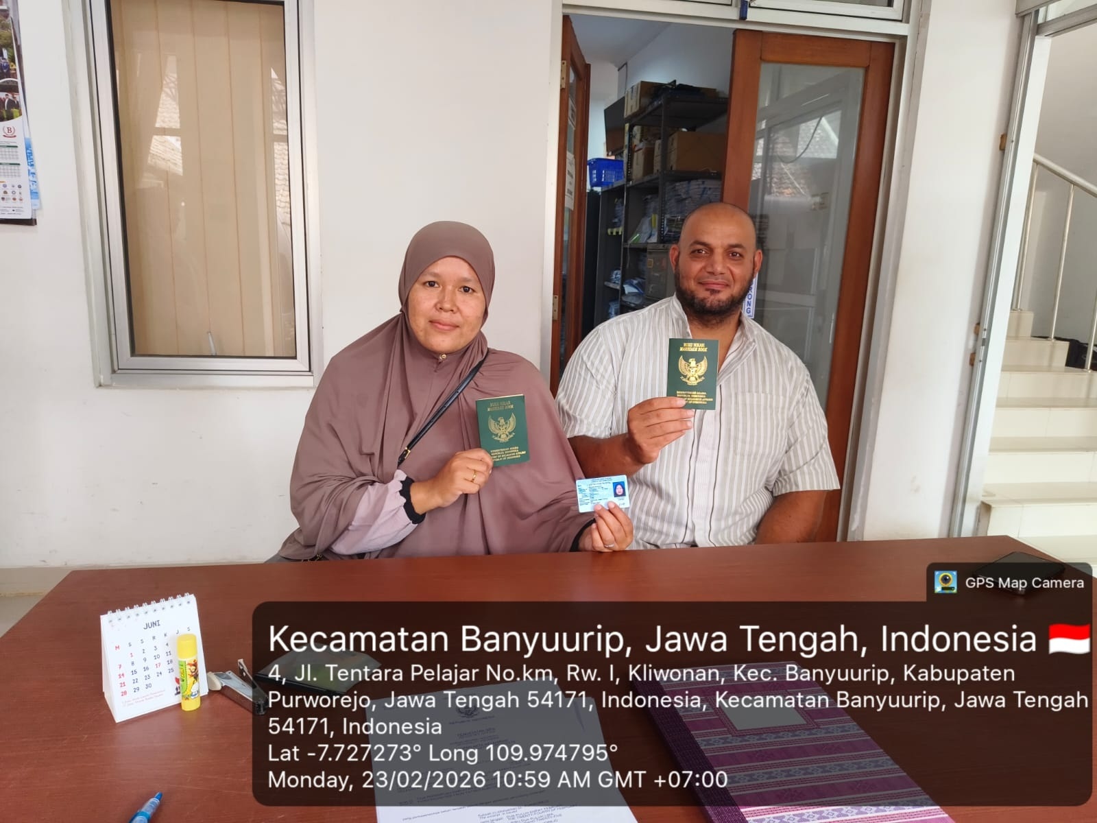 Pasangan Warga Tanjungrejo yang Menikah dengan  Warga Negara Asing Lakukan Pembaruan KK di Disdukcapil Purworejo