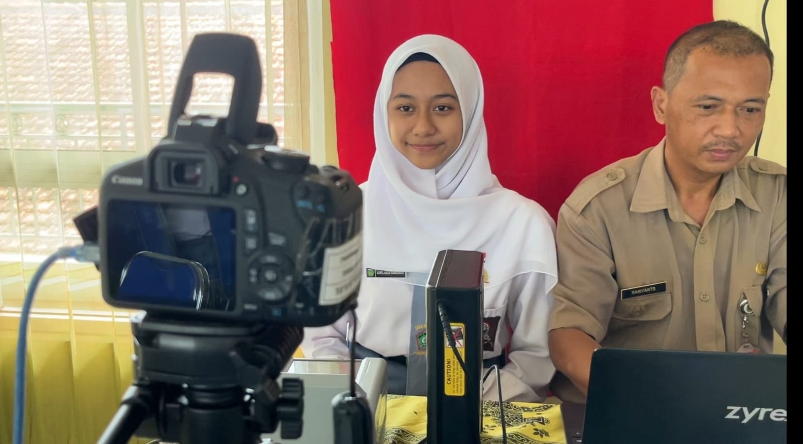 Jemput Bola di SMAN 6 Purworejo, Disdukcapil Tegaskan Rekam KTP-el Bisa Sejak 16 Tahun, Genap 17 Tinggal Ambil